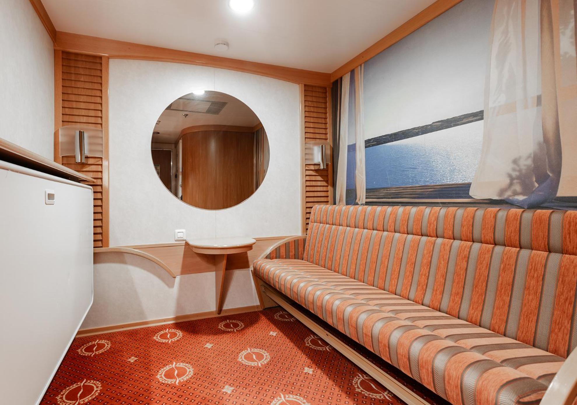 Viking Line - Overnight Cruise From Стокгольм Номер фото